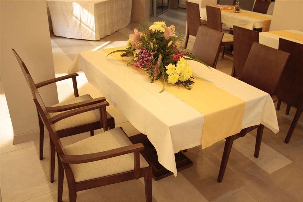 Hotel Lebed Ohrid Restaurante foto