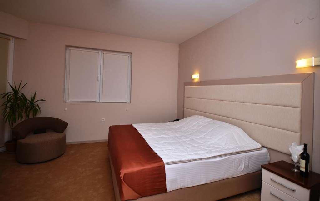 Hotel Lebed Ohrid Quarto foto
