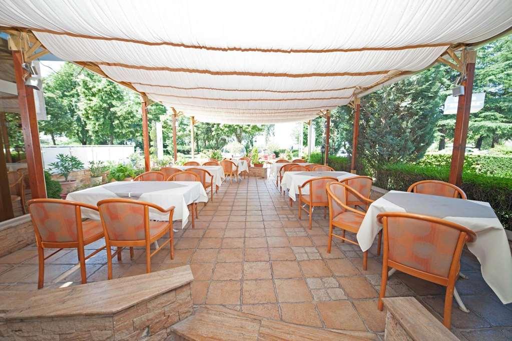 Hotel Lebed Ohrid Facilidades foto