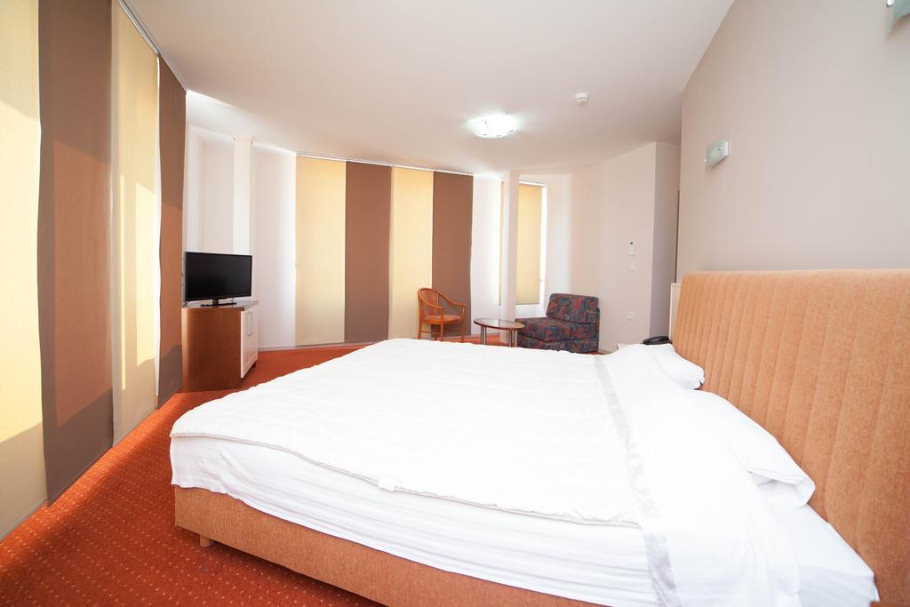 Hotel Lebed Ohrid Exterior foto
