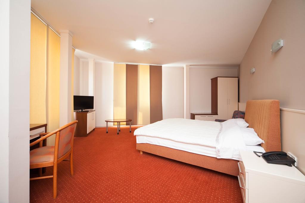 Hotel Lebed Ohrid Exterior foto